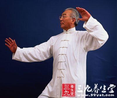 老年人养生太极是首选