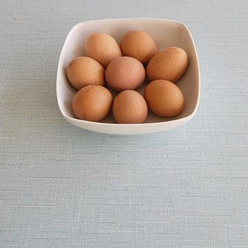 鸡蛋不能与什么食品同时吃呢