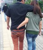 当街男女！请收敛点好吗？