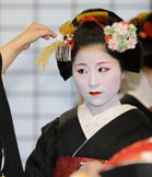 日本京都花街艺舞妓新年开业啦