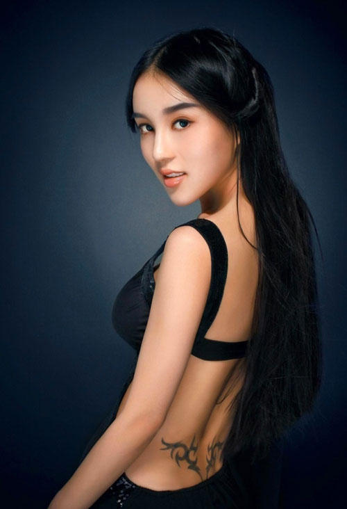 女人不必穿内衣的几个理由