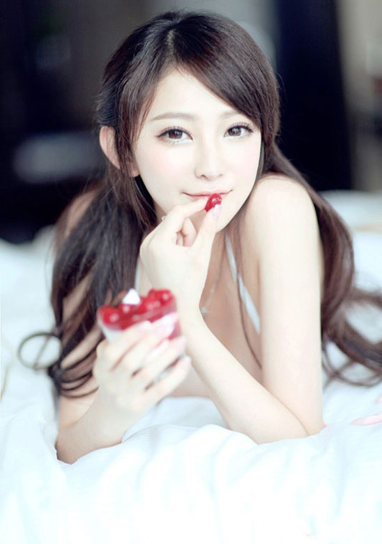 女性搓8个部位可防衰老