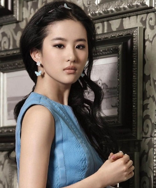 刘亦菲曝夜间美白攻略 裸妆胜似素颜