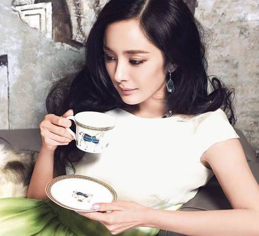 杨幂秘授妆容大法 让你成清新甜美小公主