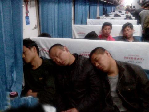 现在都很流行这种衣服