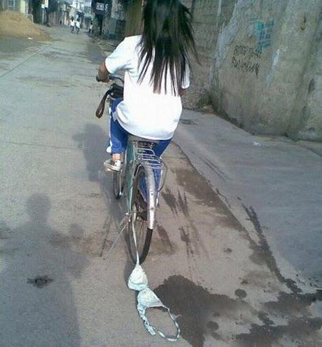妹子们搞笑装扮与疯狂的事