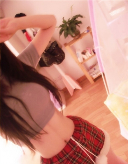 各种可爱的小美女 性感自拍