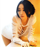 气质女神浑圆美乳勾人心魂