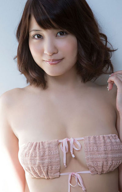 女神丰满身材G奶诱惑岸明日香