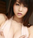 丰满美女嫩滑美胸惹火写真