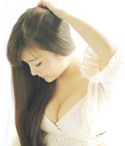 抓拍最美酥胸美女瞬间镜头
