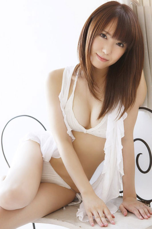 日系MM傲胸半裸