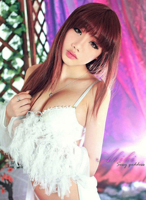 极品性感女神Akiki秒杀宅男