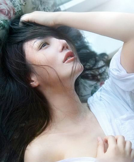 柔美美眉大胆出镜诱惑撩人