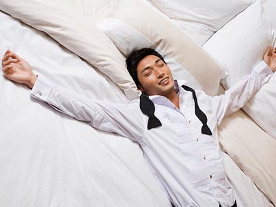 哪些睡觉姿势可以帮助男性壮阳